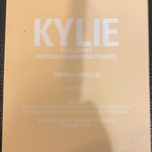 KYLIE illumination powder French vanilla